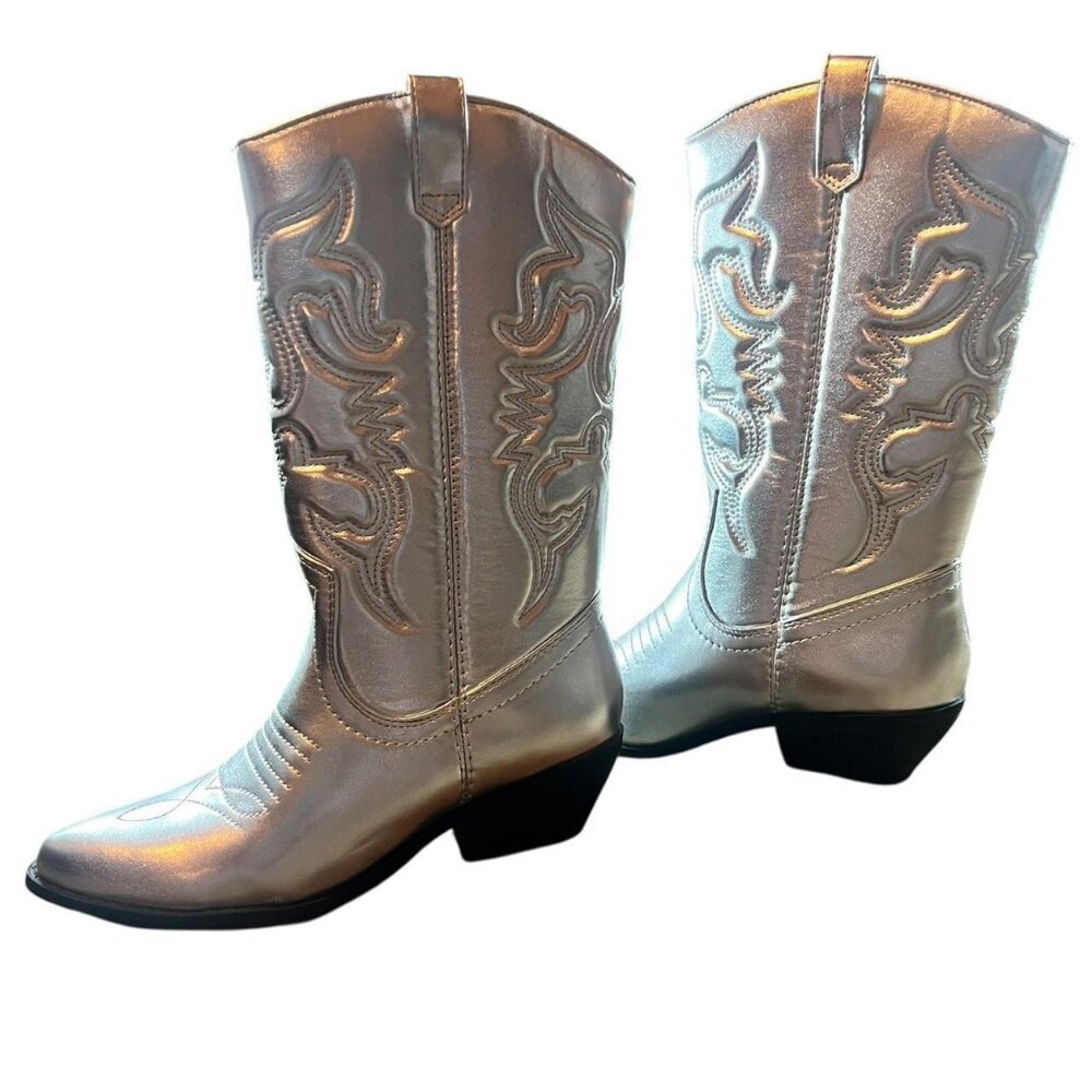 Y2K Soda Silver Embroidered Cowboy Boots